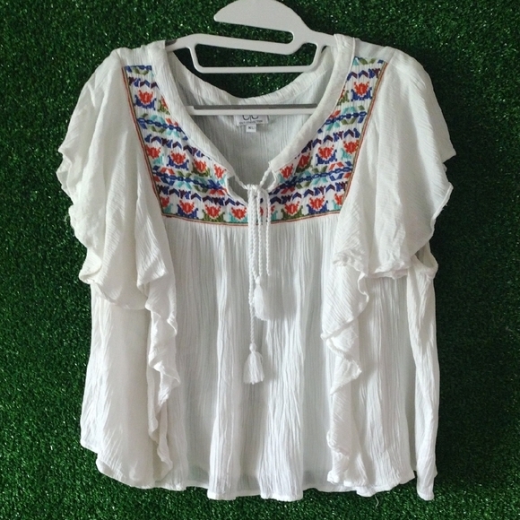 Embroidered White Blouse - Picture 1 of 4
